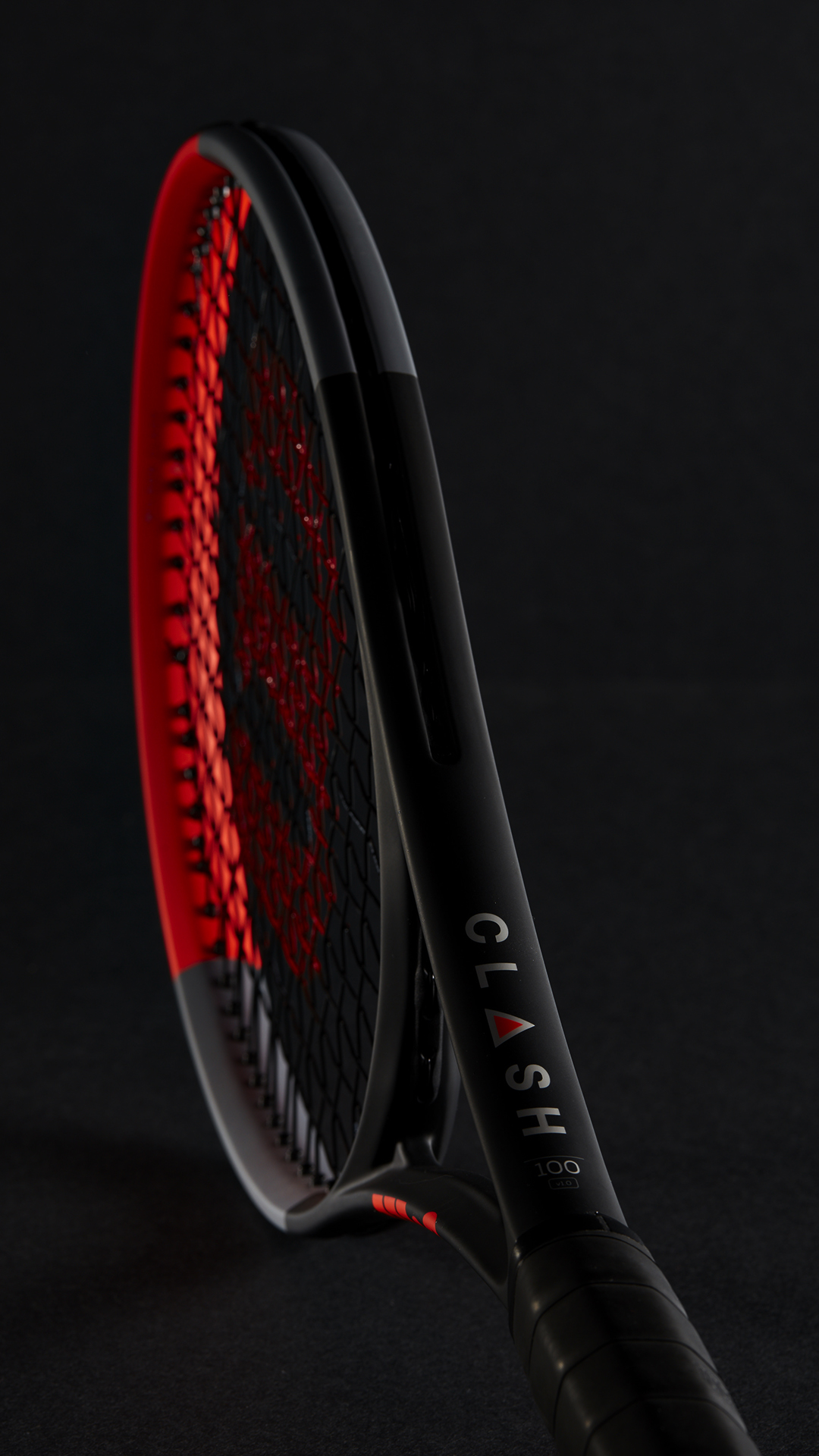 Wilson Clash 100 Pro - The racquet revolution is here now.
